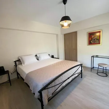 Kleopatra ルートラ・オレアス・エレニス