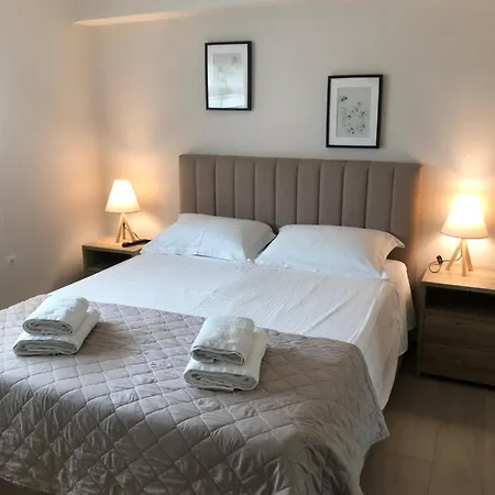 Kleopatra * ルートラ・オレアス・エレニス