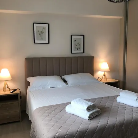 Kleopatra ルートラ・オレアス・エレニス