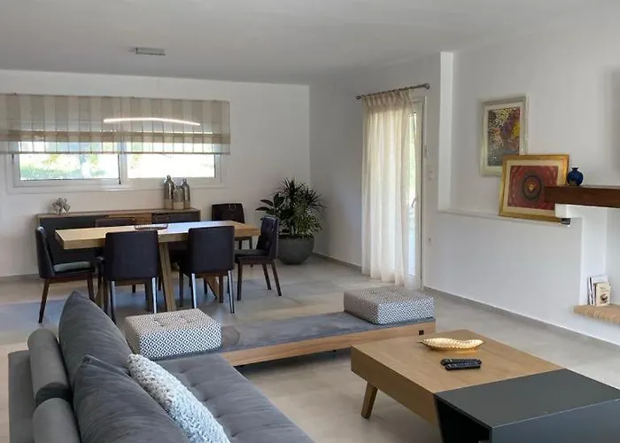 Kleopatra Loutra Oraias Elenis